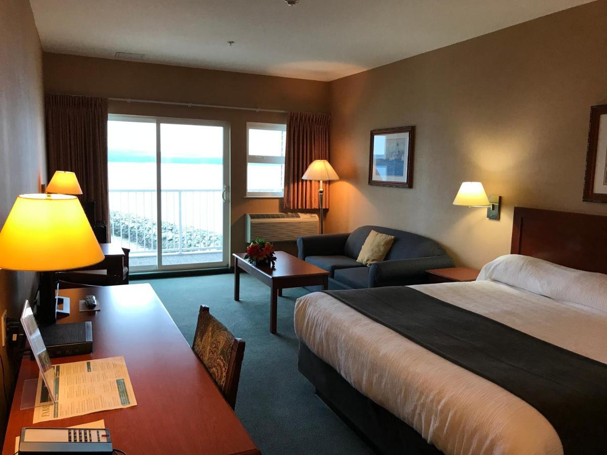 פאוול ריבר Beach Gardens Resort And Marina מראה חיצוני תמונה